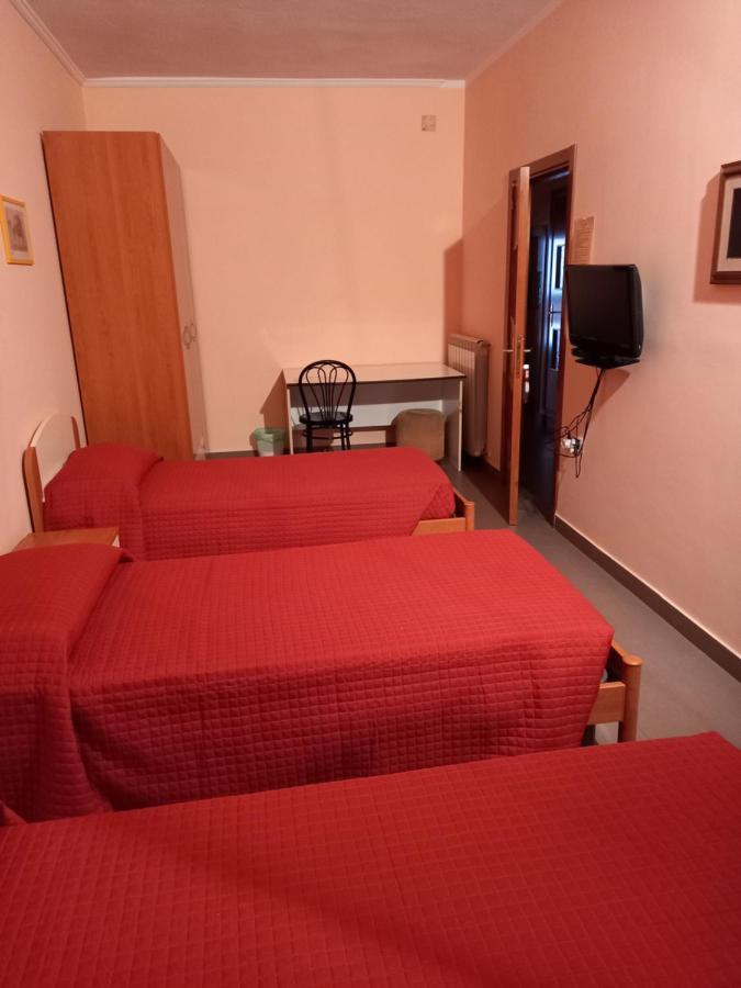 Affittacamere Su Padru Ittiri Exterior foto